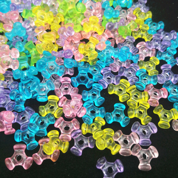 Trigema Tri Beads Bone Bead DIY Christmas Plastic Beads Beads Santa…