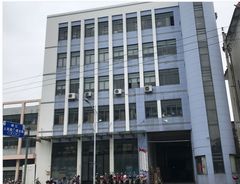 Cross-border manufacturers wholesale transparent rabbit toilets, rabbit pet toilets, medium transparent toilets, rabbit toilets