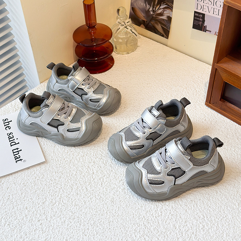 Baby Sports Shoes New Summer Mesh Breathable Casual All-Match Boys Hiking Shoes Fashion Girls Sports Shoes