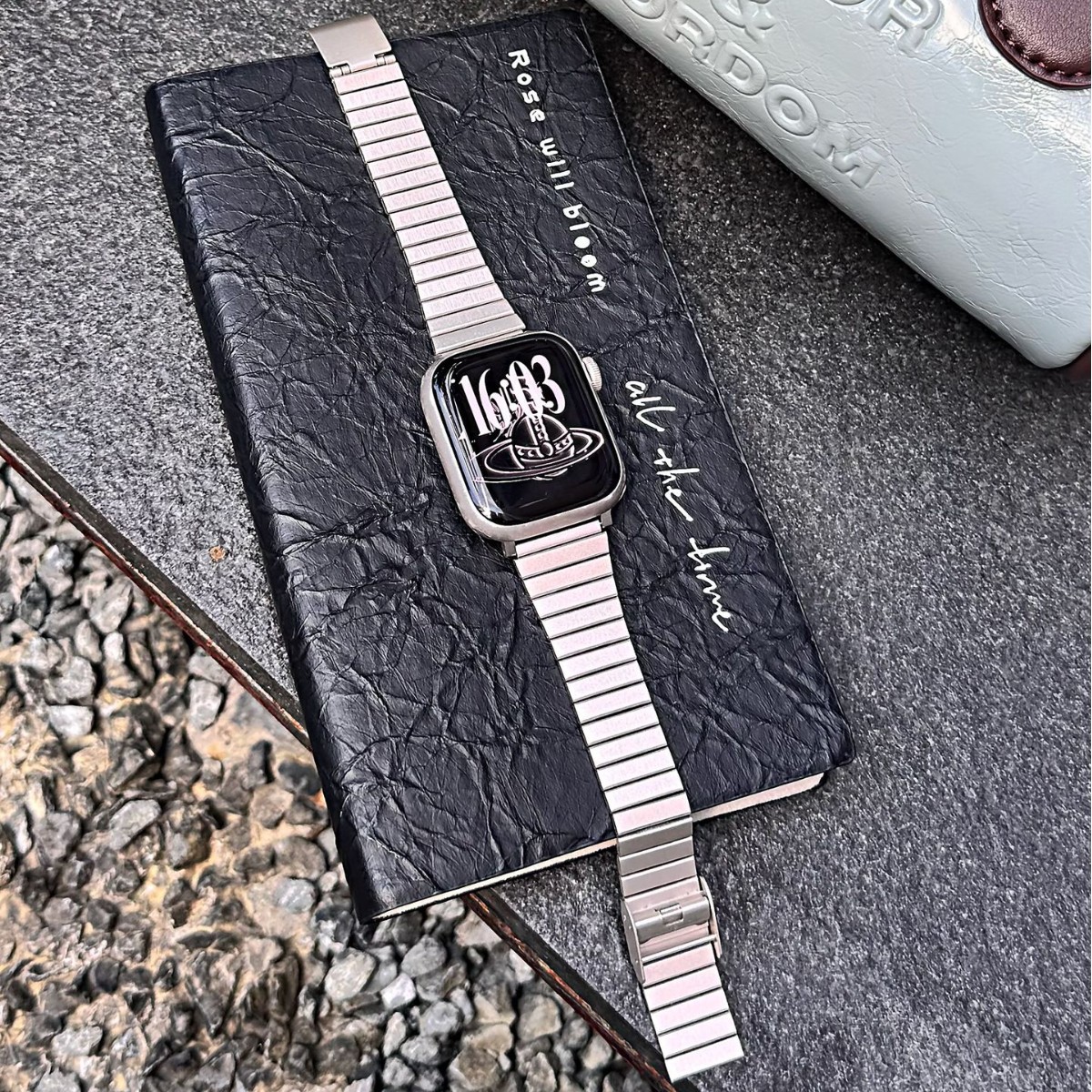 Suitable for Apple Applewatchs10 Watch with Small Waist Iwatch98765Se Bamboo Buckle Metal