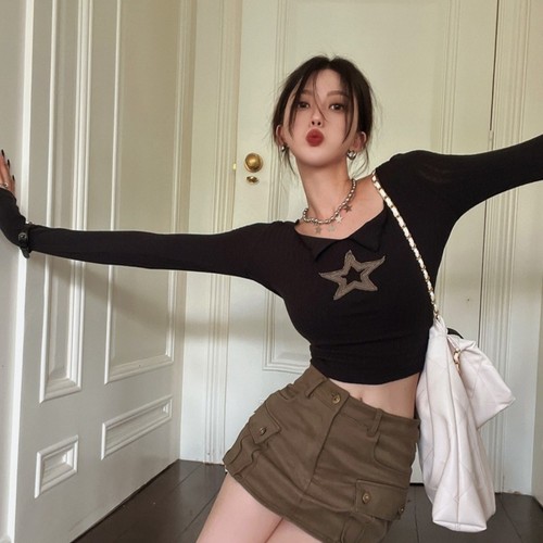 American-style spicy girl five-pointed star V-neck slimming long-sleeved T-shirt women's new design short tight base top
