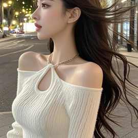2026挂脖针织短款上衣女秋季法式气质名媛小众设计性感纯欲风毛衣