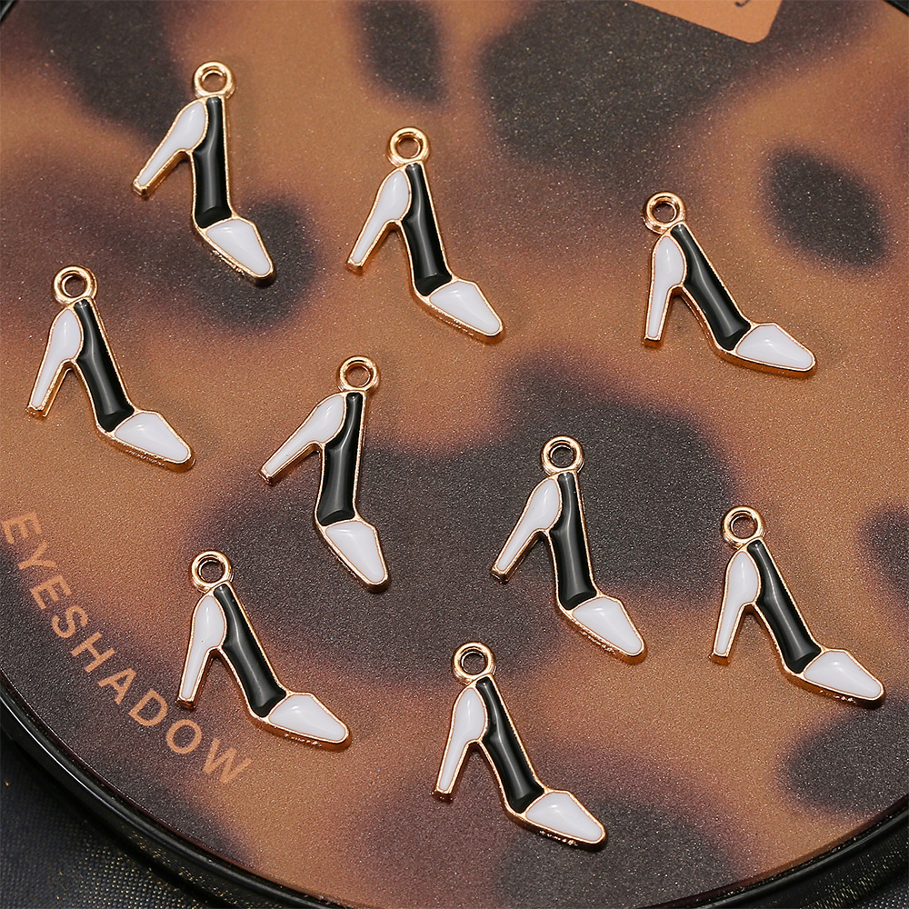 10 Pieces Simple Style High Heel Alloy Enamel Pendant Jewelry Accessories display picture 5