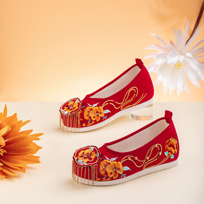 Handmade Chinese Hanfu cosplay shoes for women antiquity chinese Ancient Tang Ming song han dynasty costumes chinese wedding party embroidered shoes 