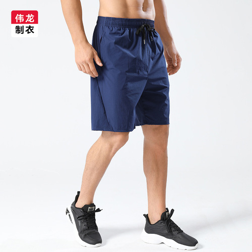 Men's sporty elastic shorts with ice silk cool sensation, thin 5-inch pants, summer new fashion loose running beach pants