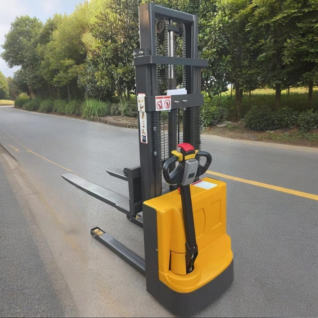 Nuevo tipo de estación de conducción pequeña elevadora eléctrica de doble elevación elevadora elevadora hidráulica elevación camión de carga y descarga de transporte elevadora