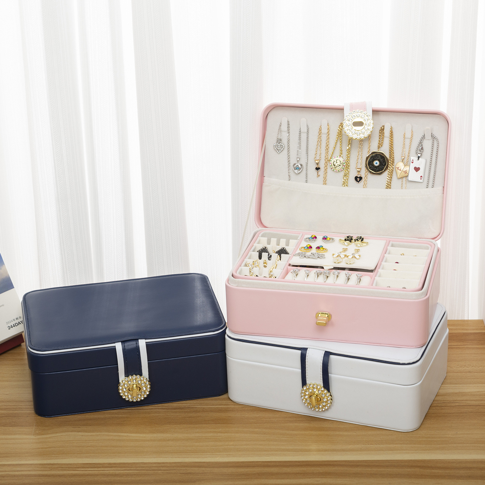 伟德bv1946官网-过年必备耳饰韩系穿搭的神器