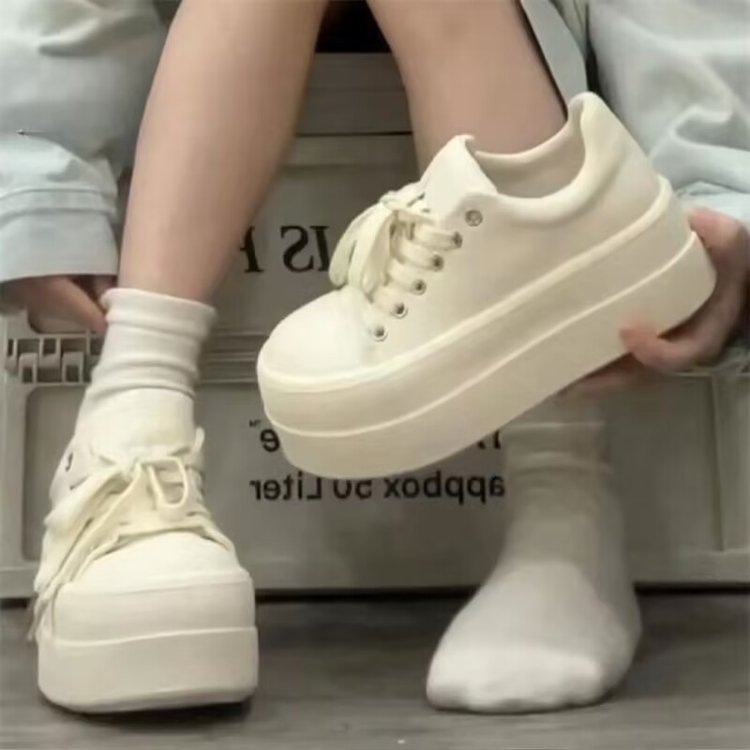Zapatos de suela gruesa, muffins zapatos blancos para mujeres, 2026 primavera nuevos zapatos casuales de altura, zapatos de skate