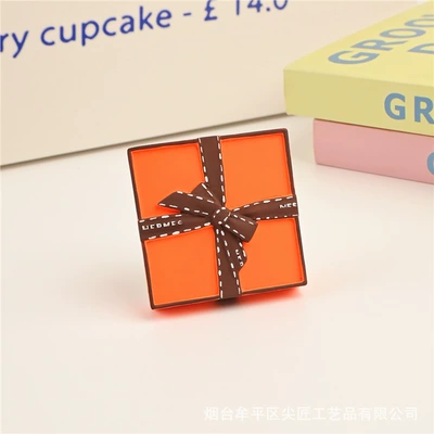 Car Perfume Aromatherapy: replica of trendy bags and - orange-gift-box