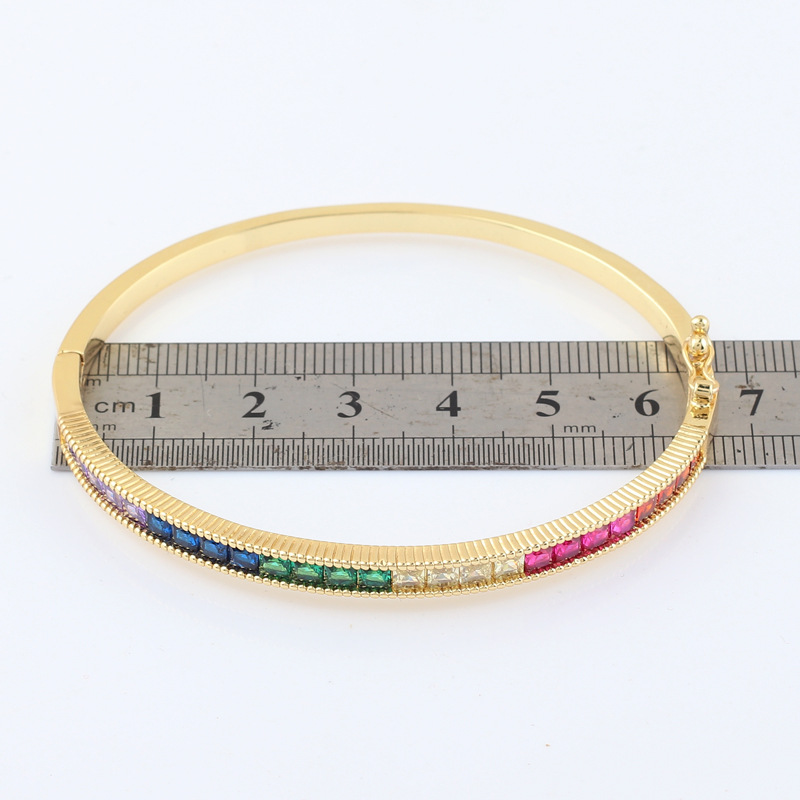 Retro Heart Shape Snake Copper Bangle Inlay Zircon Copper Bracelets