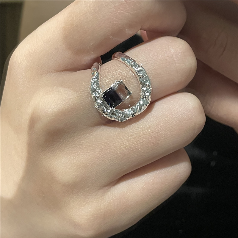 Lava series ring niche design texture personality rhinestone black gem open ringpicture5