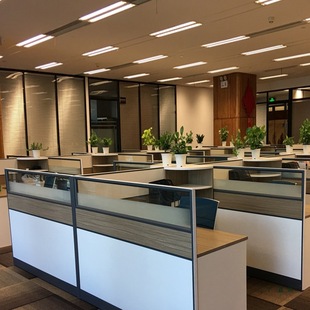 �������s�k���Ҿ��¿��T�����L�����r�п�λ����̨2��4��λ�M��