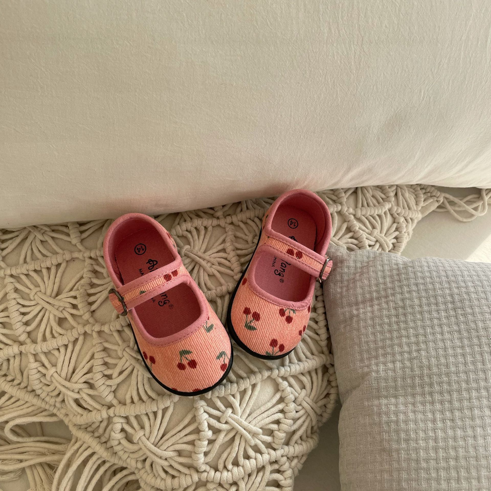 Title 6, Meisjes Sen Series bloemen klittenband retro st...