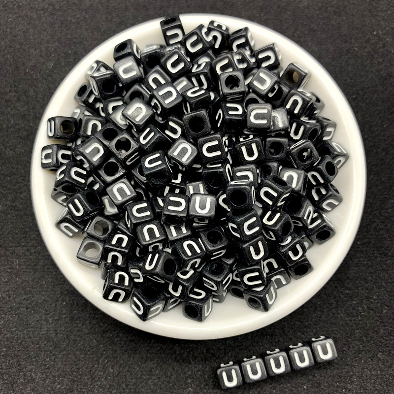 26 letras cuadradas blancas acrílicas de fondo negro inglés de una sola letra diy accesorios de beads material de beads sueltos image 27