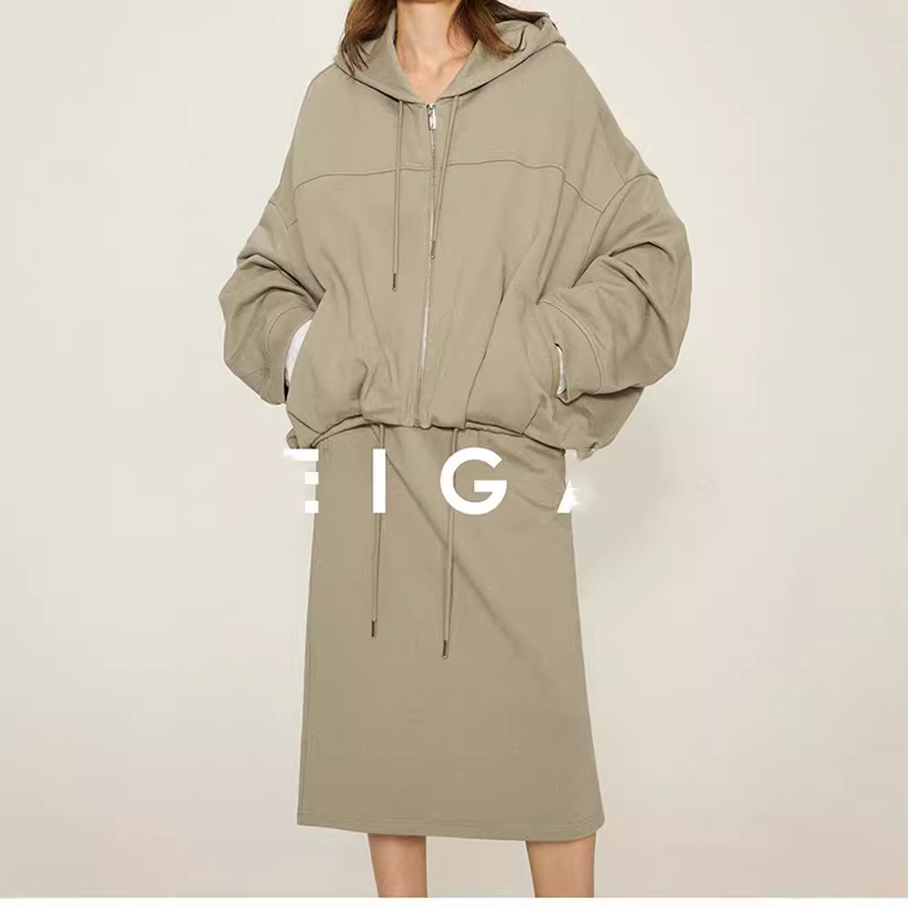 미니멀리스트 2025 가을 클라우드 롱벨벳 코튼 불규칙 주름 배트 슬리브 루즈핏 스포츠 후드티 세트