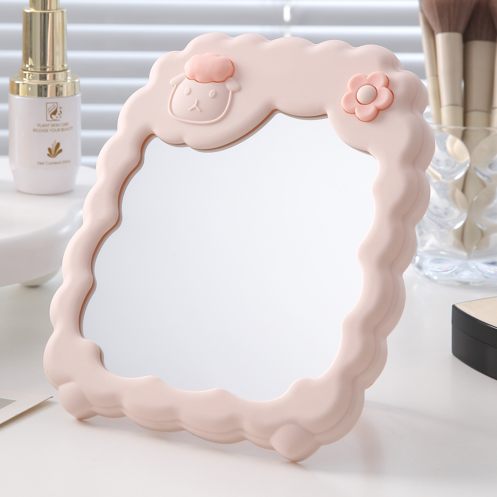 Espejo de maquillaje de dibujos animados lindo colgado en la pared espejo de vestir espejo plegable de escritorio espejo de princesa de maquillaje de estudiantes