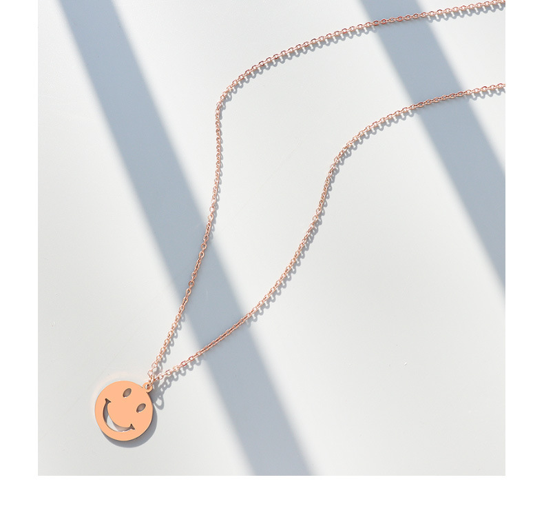 Smiley Face Pendant Fashion Titanium Steel Necklace display picture 8