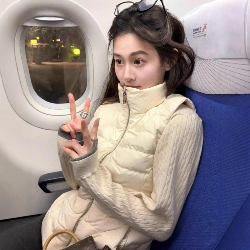 Cross-Border/Scan Code Available: Ralph Lauren Women's Classic Lightweight down Vest, Small Ma Logo, Casual Versatile Top