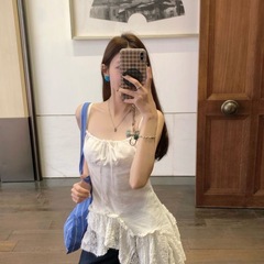 フランスの甘い色のストラップのベストスカートの女性の春夏の不規則なデザイン感の斜めのスカート