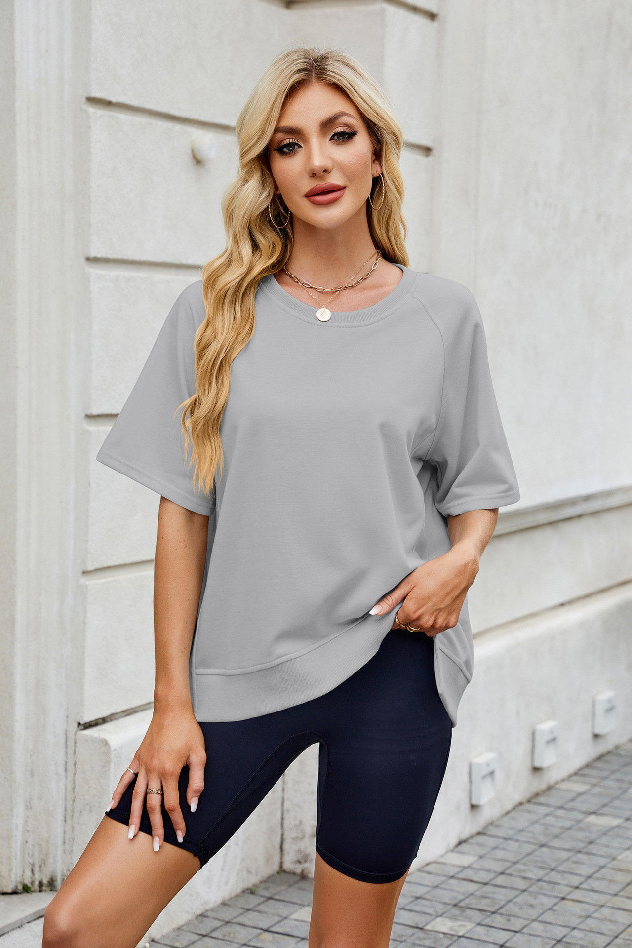 281g Weight Half Sleeve Sleeve Length Pullovers Placket Type Regular Sleeve Sleeve Type Rayon, Polyester Fabric Type Regular Top Length T-shirt Tops Type Casual, Daily Occasion Round Neck Neckline Loose Fit Type Solid Color Pattern Summer, Spring Season Women's Gender Basic Style Wholesale Women's Basic Solid Color Half Sleeve T-Shirts 23