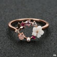 跨境爆款创意蝴蝶花朵玫瑰金戒指微镶锆石珍珠小众设计甜美女指环