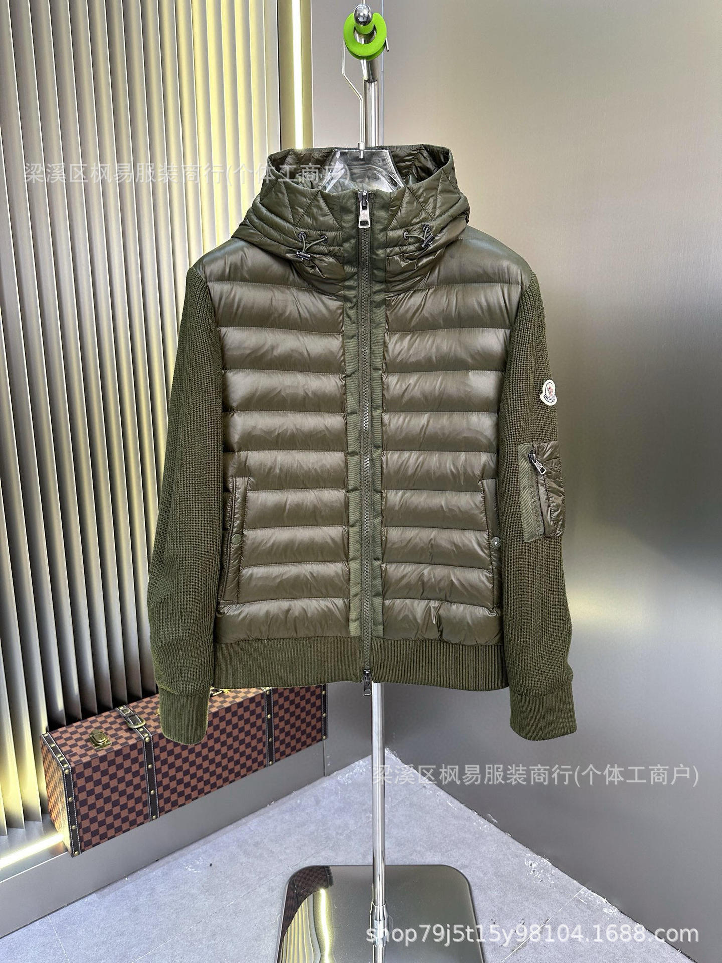 2026 nuevo M casa de punto chaqueta de plumón hombre empalmado blanco cuello vertical cálido abrigo ligero casual
