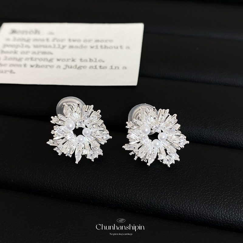 silver sunflower pearl earrings niche high-grade three-dimensional zircon earrings high-end non-piercing ear clip non-piercing women