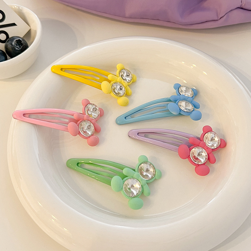 2022 New Little Girl Cartoon Candy Color Cute Bear Bb Clip Barrettes display picture 2