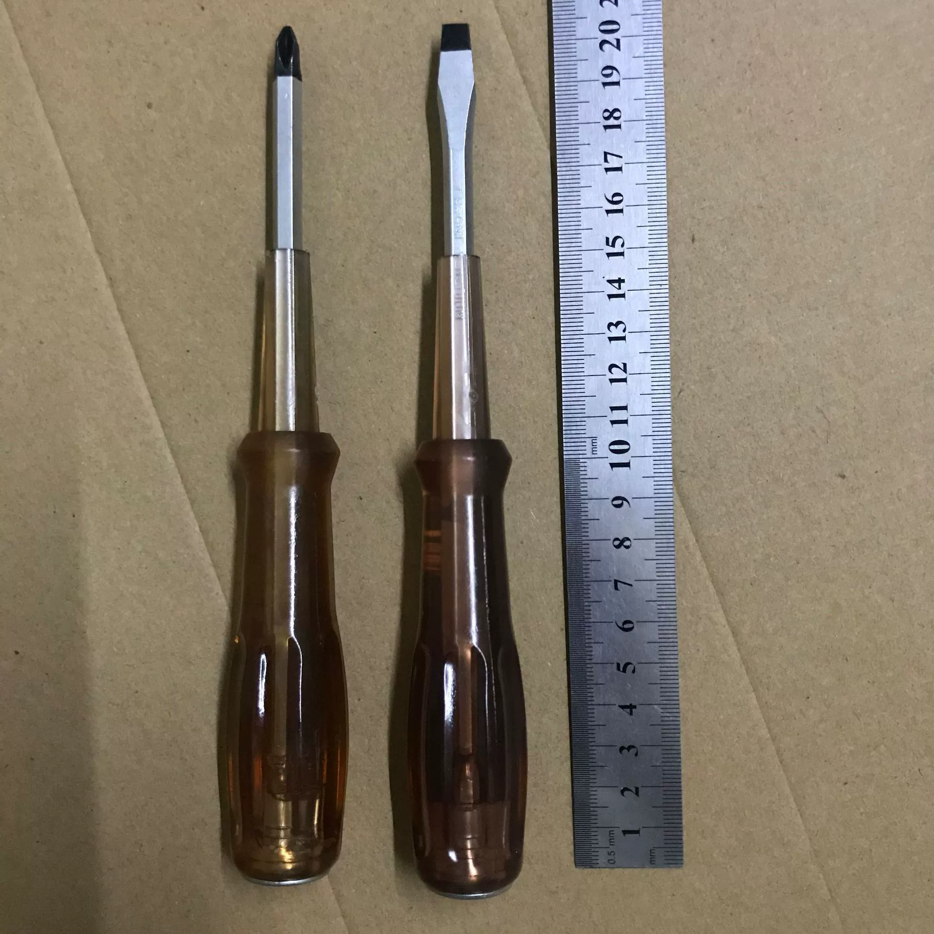 Источник производителей пирсинг отвертка пирсинг партии перкуссия отвертка перкуссия партии жесткой термообработки