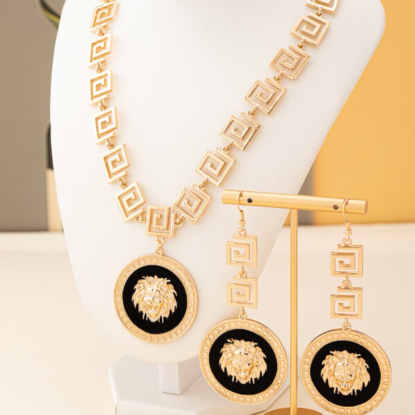 Retro necklace and earrings hip-hop style