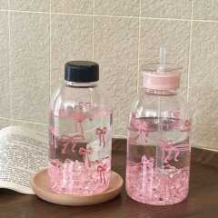 夏の新型insの大きいデブのプラスチックの杯のかわいい高顔の値の蝶結びのコップの女性のサラリーマンの携帯のコップ