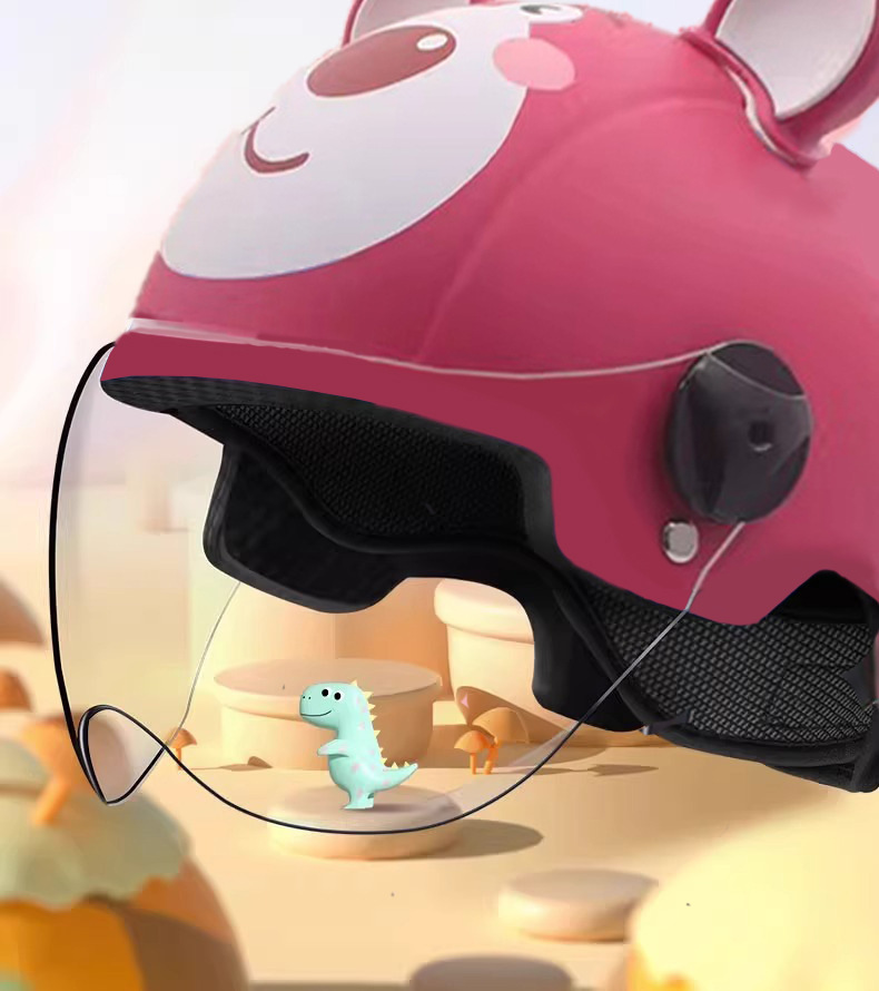 Parent-Child New National Standard Electric Vehicle Helmet for Women, Outdoor Strawberry Bear All-Season Cute Children's Safety Helmet