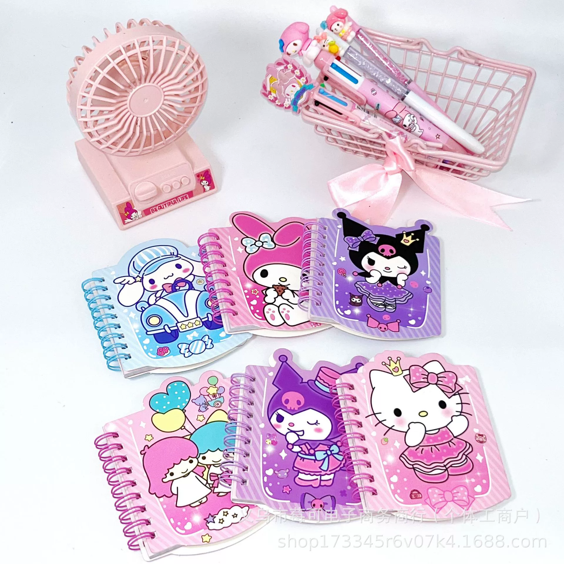 Cartoon small handheld notebook for elementary school students