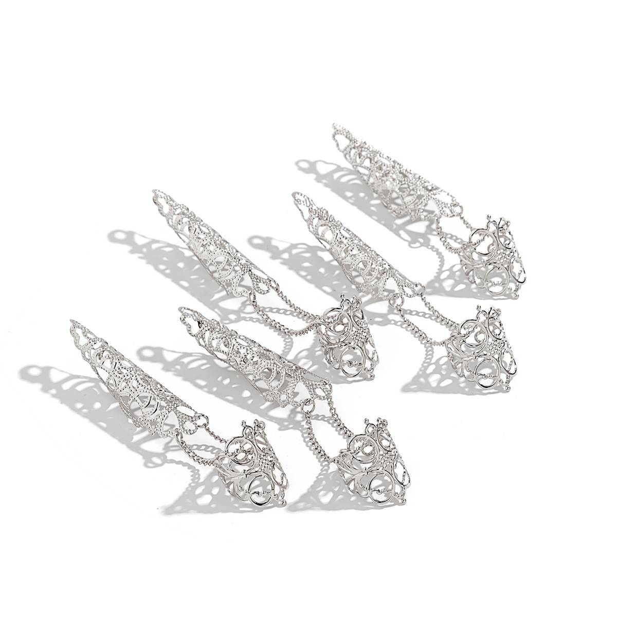 Bracelet chaîne à griffes de doigt Punk, anneaux de pointe d'ongle, motif creux, griffes de doigt de reine ancienne pour femmes et filles, Halloween Cosplay_voghion.com