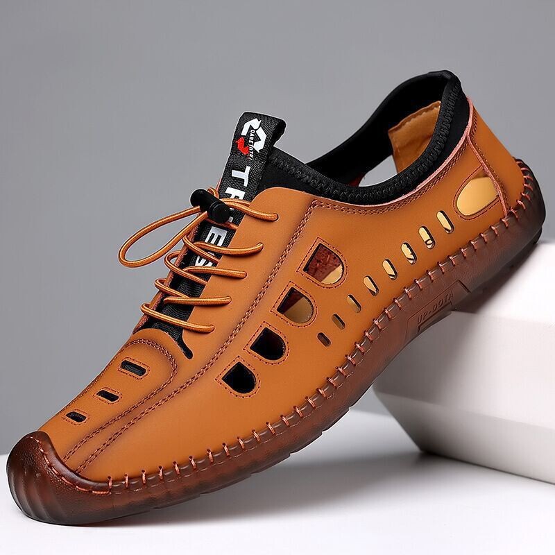 Foreign trade wholesale hole shoes spring fashion leather casual shoes outdoor trend lightweight breathable leather shoes men