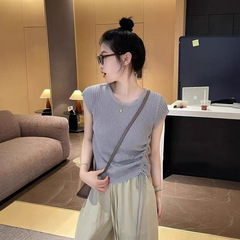热い贩売! 不規則な紐を引いて腰のニットの半袖の女性の2025夏の新型の韓系の修身はやせている上着のTを現します。