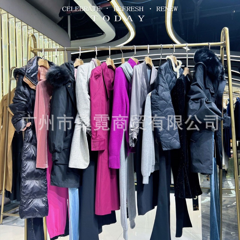 广州石井高质量名牌冬季女装尾货尾款货专柜撤柜女装服装走份批发