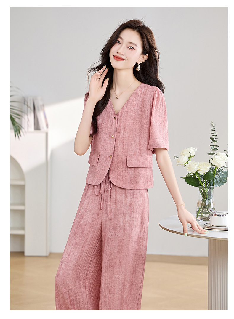 Bộ đồ công sở nữ mùa hè áo vest nhỏ phối quần ống rộng hai mảnh HE9837 — Màu hồng, Màu Kaki chi tiết 18