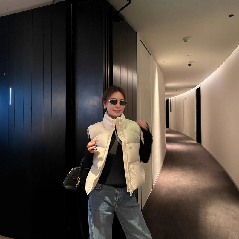 欧货加厚泡芙羽绒服女2025年新款马甲外穿坎肩立领加厚背心面包服|undefined