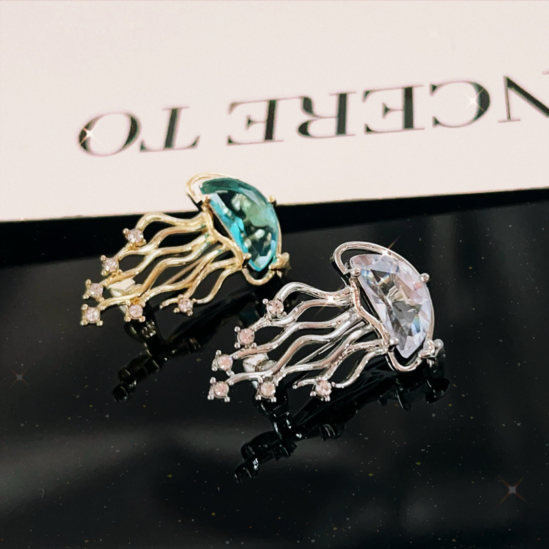 Ozean Quallen Brosche Für Damen, Elegante Sicherheitsnadel Anstecker_voghion.com
