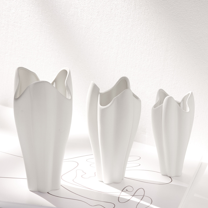 蜀門ins北歐白色陶瓷花瓶玄關桌面客廳插花擺件裝飾乾花創意花器