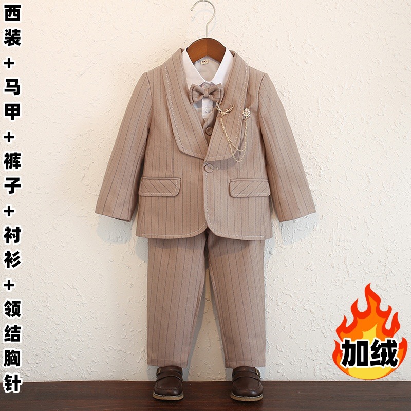 벨벳카키 83A2+9121 [슈트조끼바지셔츠] + 보타이브로치