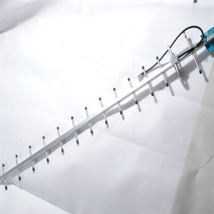 GSM/CDMA/GPSģ�K���ⶨ���ľ�쾀�֙C��̖�Ŵ�����o��������Ԓ