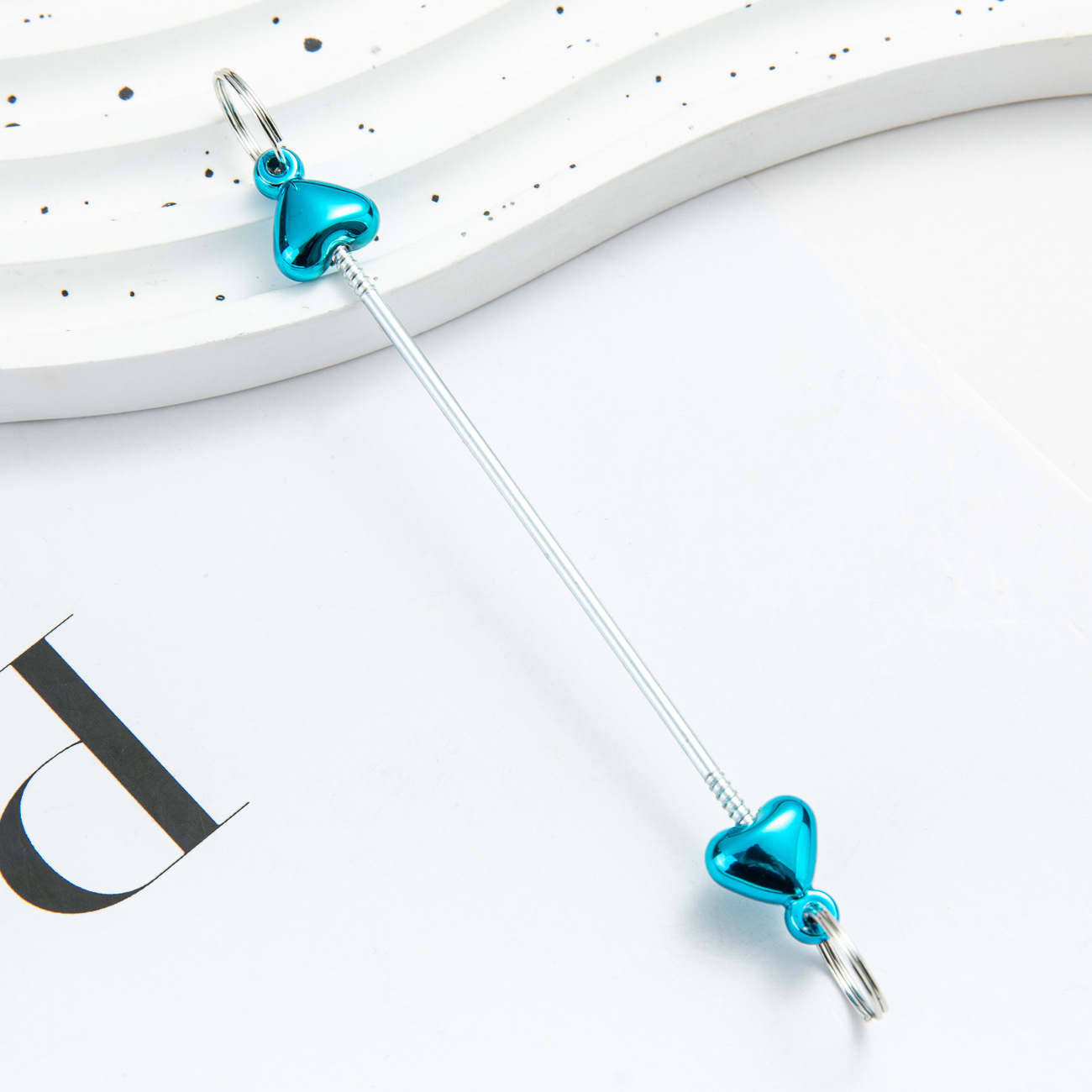 Creativo colgante de accesorios de llavero de amor con cuentas de bricolaje nuevo poste de plástico con cuentas accesorios de llavero con cuentas