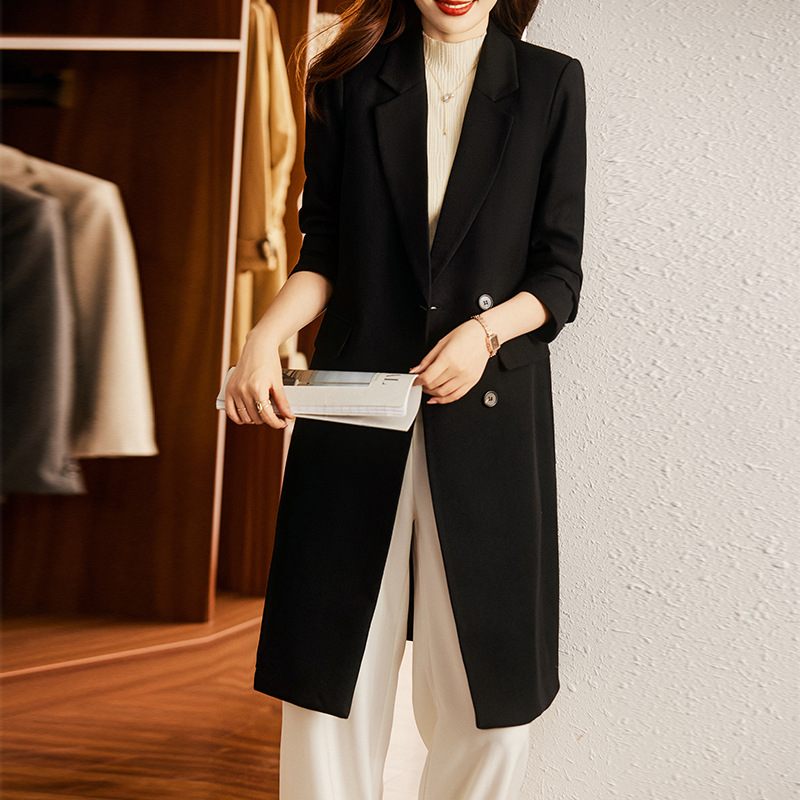 黒のパーカー1枚