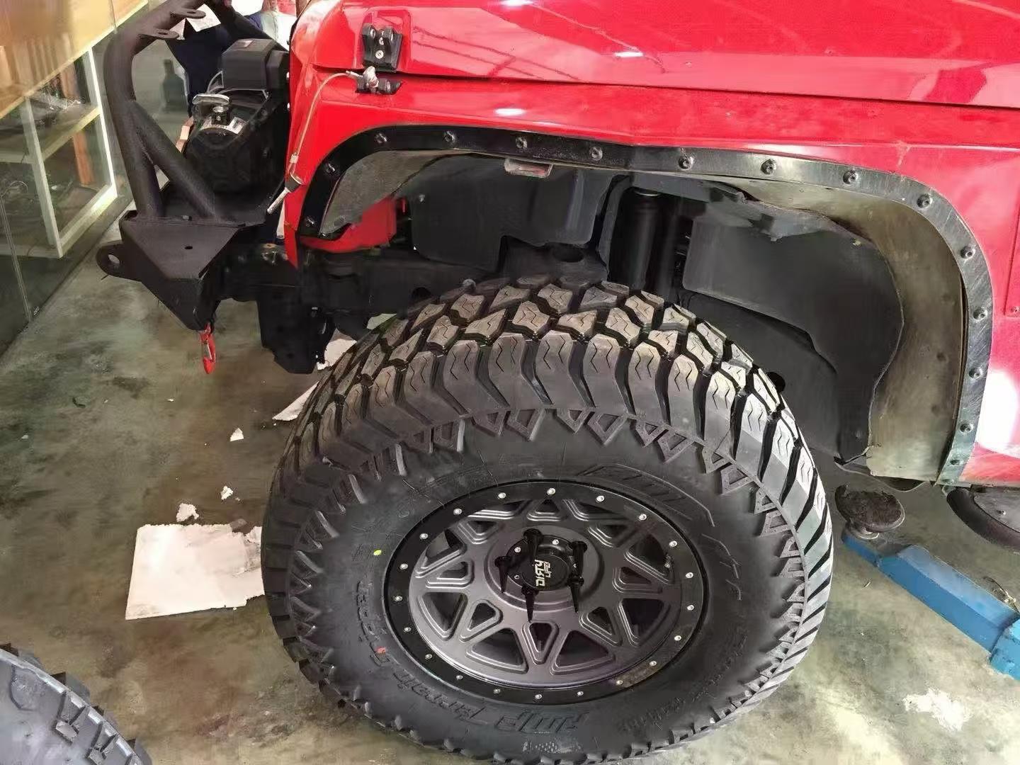 Amp brand AT all-terrain off-road tire 35/12.5R20 for tanks, Wrangler, SUVs, pickups, 4X4 modified AT tires