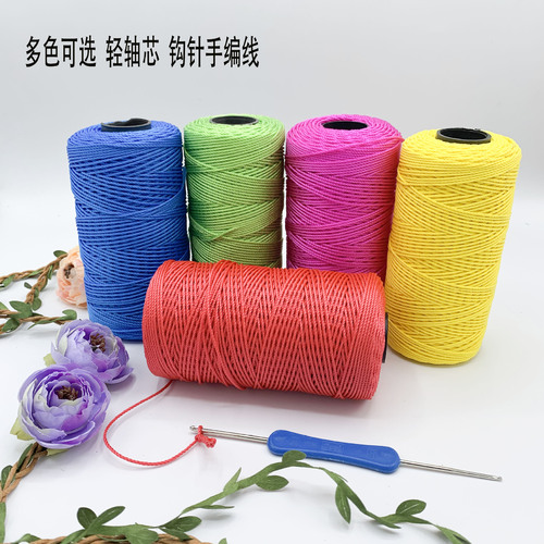 Polypropylene yarn 3 strands, plied hook bag, 1.5mm thick plastic shaft, multi-color optional, beautiful red craft wholesale