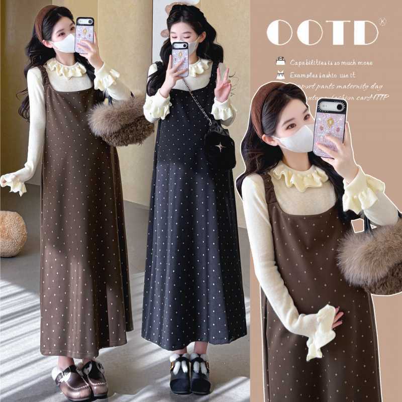 ~Real shot of 2026 autumn/winter maternity Korean-style polka dot midi dress with lace undershirt set