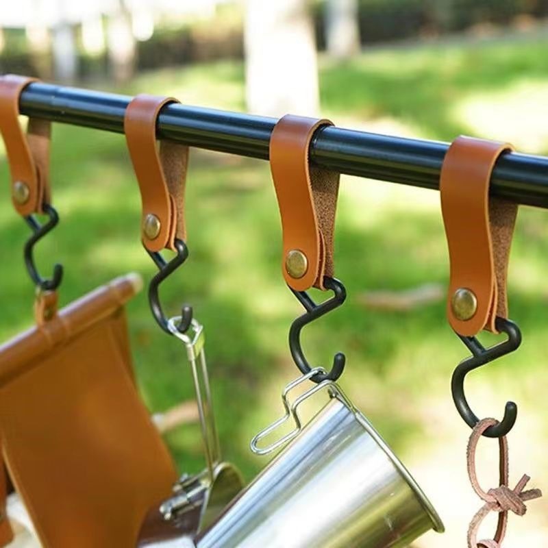 Other outdoor camping triangle S-shaped leather hooks, wind ropes, keychains, S-hooks, tent clotheslines