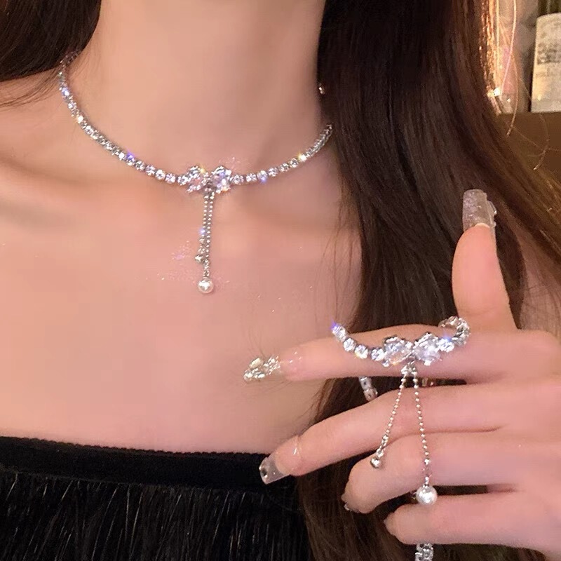 Annie Dream ~ Bow Pearl Necklace Light Luxury Niche Design 2024 New High-end Necklace Women